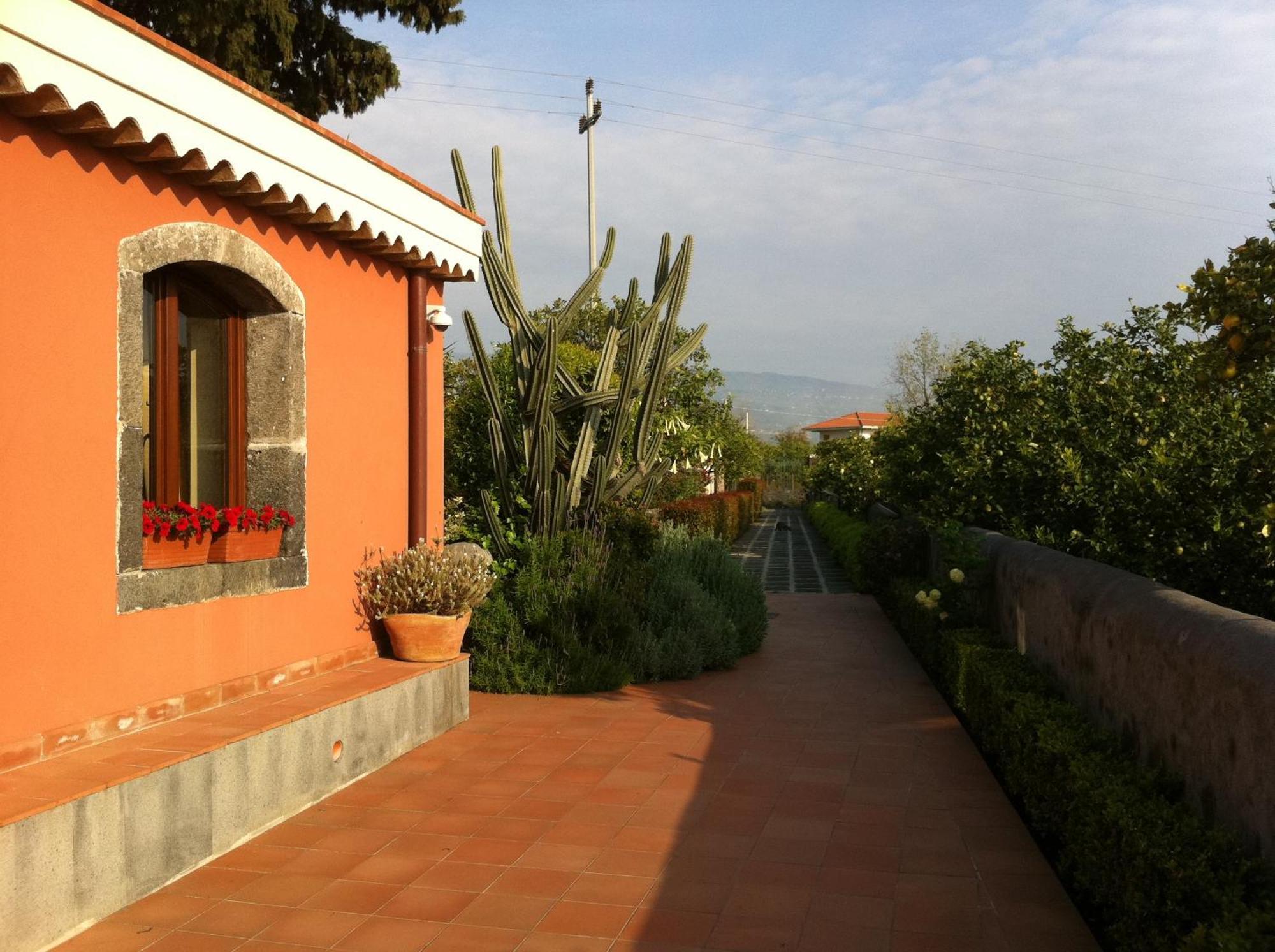 Villa La Terra Del Mezzo Riposto Esterno foto
